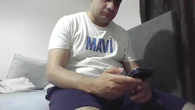 kocasosisli online show from May 19, 2026, 9:43 pm