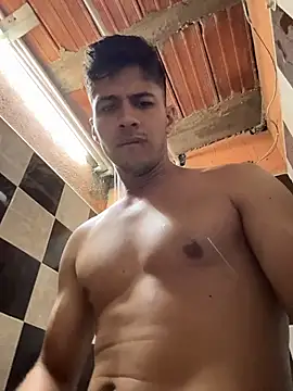 piterrr hot online show from April 17, 2026, 8:12 pm