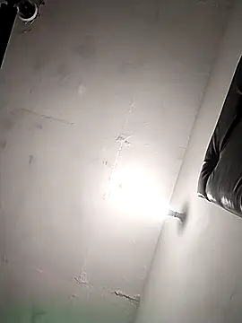 Dickdelhi online show from December 15, 2025, 3:55 am