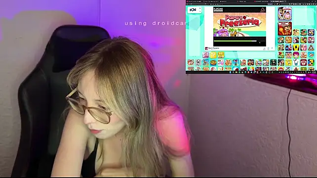 ReenKitty online show from April 21, 2026, 5:25 am