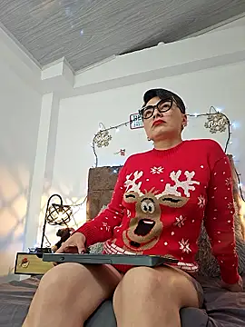 Daniela Leonn online show from December 4, 2025, 7:33 pm