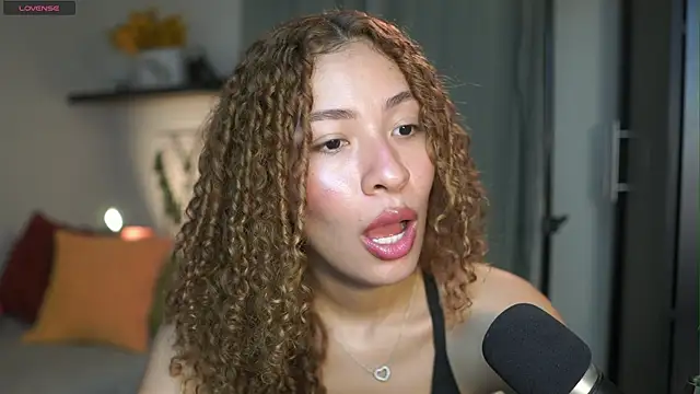 isabella-garcia- online show from September 11, 2025, 12:11 am