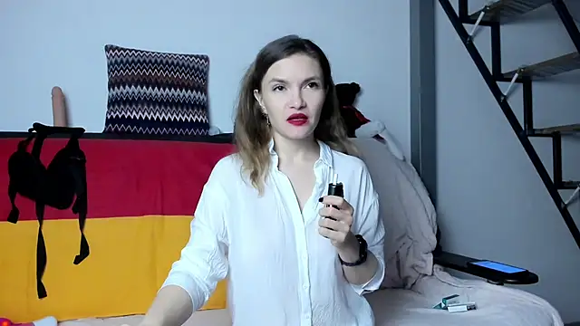 Katherine Twilight online show from January 24, 2025, 3:24 pm