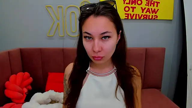 Snapshot of Kat__cat chatting on June 7, 2026, 2:27 am Kat cat online show from June 7, 2026, 2:27 am