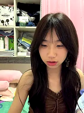 xiaotao-999 online show from November 11, 2025, 4:29 pm