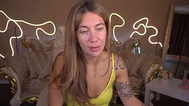 KateShanny online show from October 4, 2025, 6:11 am