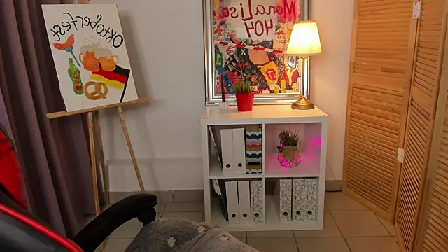 ayakskalermonss online show from September 24, 2025, 8:17 am