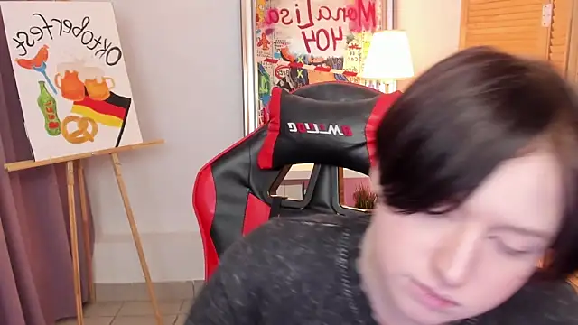 ayakskalermonss online show from September 28, 2025, 2:00 pm