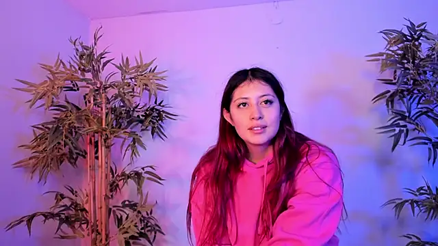 Aphriil   online show from October 15, 2025, 12:05 pm