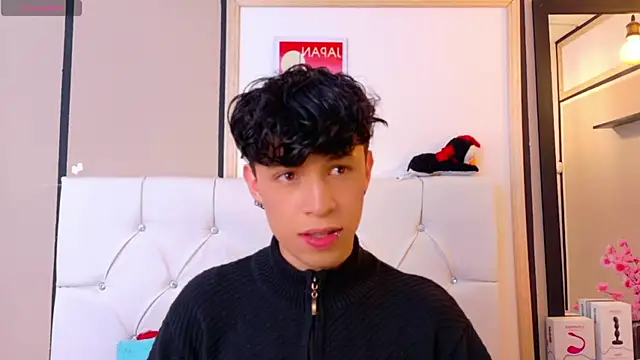 Snapshot of Axel__Evans chatting on April 25, 2026, 1:25 pm Axel Evans online show from April 25, 2026, 1:25 pm