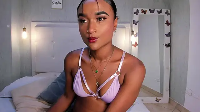 EsmeraldaNyx online show from October 1, 2025, 9:21 pm