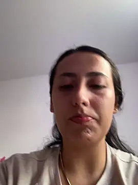 my aleja  online show from March 15, 2026, 9:10 pm