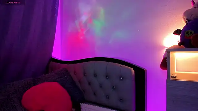 my aleja  online show from April 1, 2026, 1:17 am