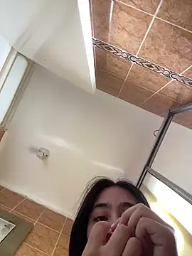 juliie star online show from September 26, 2025, 12:20 pm