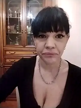 SarettaB90 online show from January 7, 2026, 4:20 pm