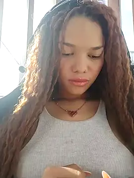 ChloeRaviss online show from October 19, 2025, 12:39 pm