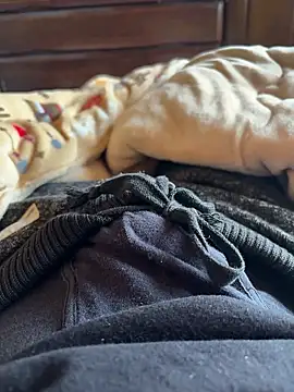 rrrrrriyyffhyeeee online show from April 11, 2026, 3:55 am