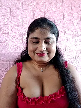 Snapshot of hornyriyanka chatting on September 24, 2025, 2:04 am hornyriyanka online show from September 24, 2025, 2:04 am