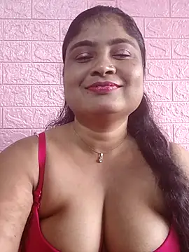 Snapshot of hornyriyanka chatting on October 5, 2025, 2:10 am hornyriyanka online show from October 5, 2025, 2:10 am
