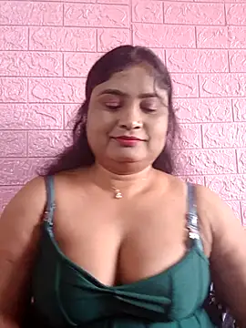 Snapshot of hornyriyanka chatting on October 7, 2025, 2:31 am hornyriyanka online show from October 7, 2025, 2:31 am