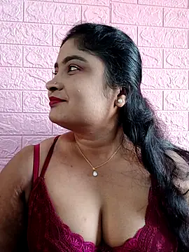 Snapshot of hornyriyanka chatting on November 6, 2025, 2:34 am hornyriyanka online show from November 6, 2025, 2:34 am