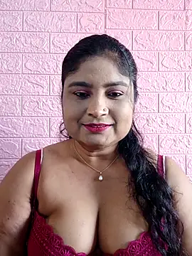 Snapshot of hornyriyanka chatting on November 10, 2025, 2:43 am hornyriyanka online show from November 10, 2025, 2:43 am