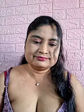 Snapshot of hornyriyanka chatting on November 13, 2025, 2:32 am hornyriyanka online show from November 13, 2025, 2:32 am