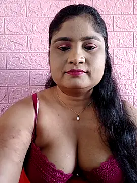 Snapshot of hornyriyanka chatting on November 18, 2025, 2:17 am hornyriyanka online show from November 18, 2025, 2:17 am