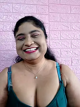 Snapshot of hornyriyanka chatting on December 3, 2025, 1:57 am hornyriyanka online show from December 3, 2025, 1:57 am