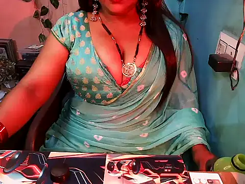 PREETI BABY online show from May 4, 2026, 3:52 pm