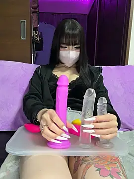 Nano-xxx online show from April 18, 2026, 7:07 pm