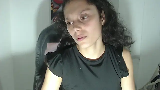 Lily Jone7 online show from October 2, 2025, 7:21 pm