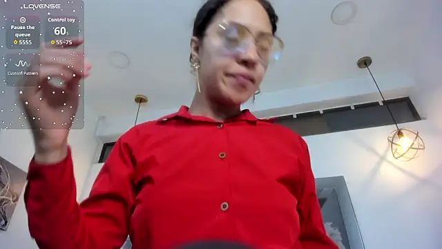 Snapshot of Hanna_Cornee_ chatting on January 19, 2026, 12:20 pm Hanna Cornee online show from January 19, 2026, 12:20 pm