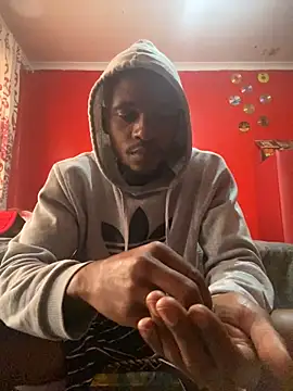 BaggyDirt online show from November 4, 2025, 9:52 am