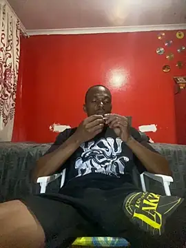 BaggyDirt online show from December 15, 2025, 6:56 pm