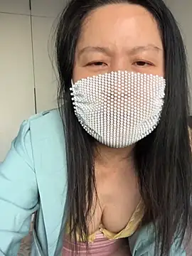 chengcheng12 online show from January 14, 2026, 12:49 am