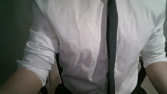 111owo111 online show from April 27, 2026, 12:14 pm