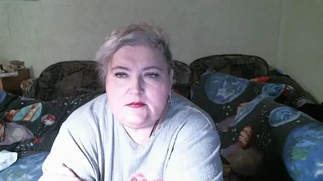 Lana555 online show from April 19, 2026, 6:10 pm