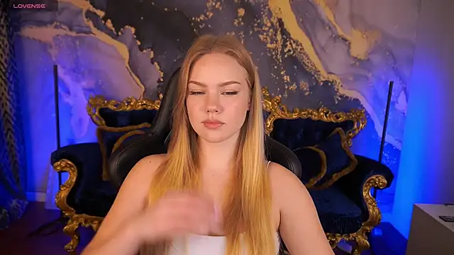 CelesteNoir online show from November 6, 2025, 7:31 am