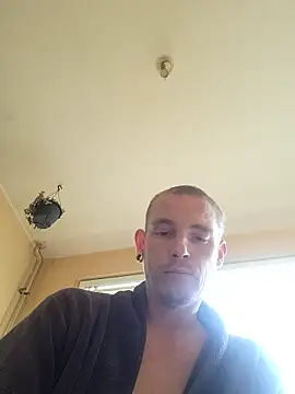 piercingpik online show from January 10, 2026, 12:40 pm