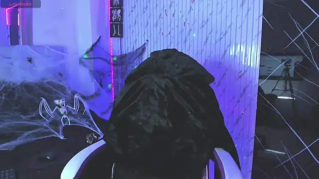 chloe jacksonn online show from November 5, 2025, 12:21 am