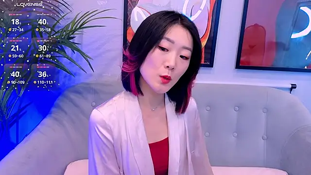 AikoYamada online show from September 29, 2025, 6:18 am