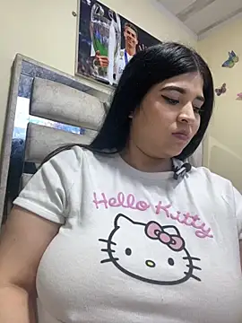 Vliacoooper2 online show from April 19, 2026, 9:52 am