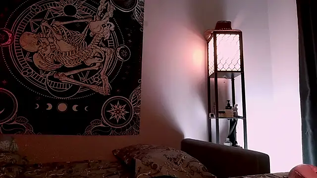 poisondevotion online show from March 4, 2026, 4:13 pm