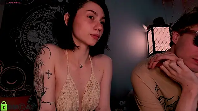 Snapshot of poisondevotion chatting on May 13, 2026, 4:59 pm poisondevotion online show from May 13, 2026, 4:59 pm