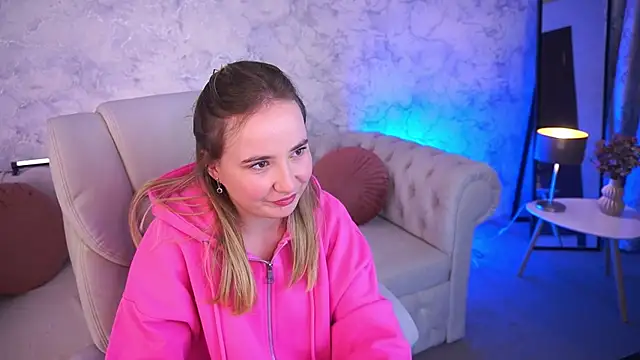 SofieBloom online show from October 30, 2025, 11:38 pm