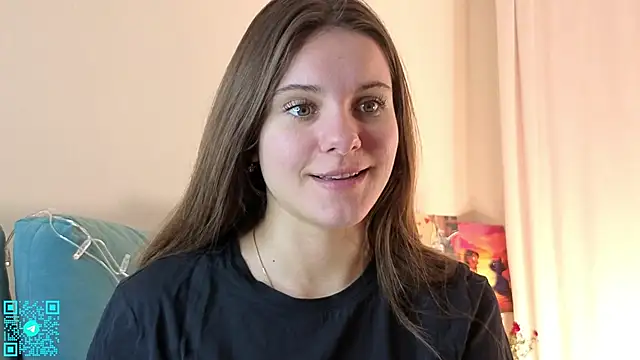 chloemilka online show from November 16, 2025, 5:40 pm