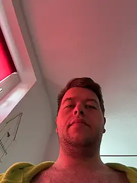 Lars2306 online show from June 17, 2026, 7:33 am