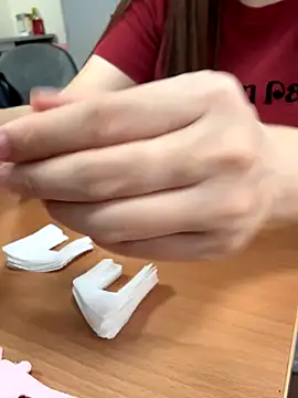 PhuongNhi21 online show from September 30, 2025, 2:05 am