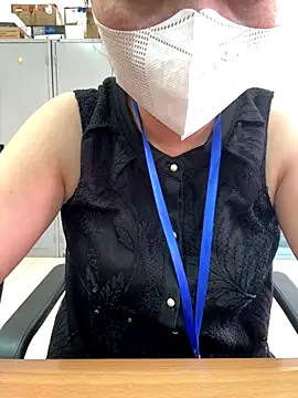 PhuongNhi21 online show from October 17, 2025, 3:10 am